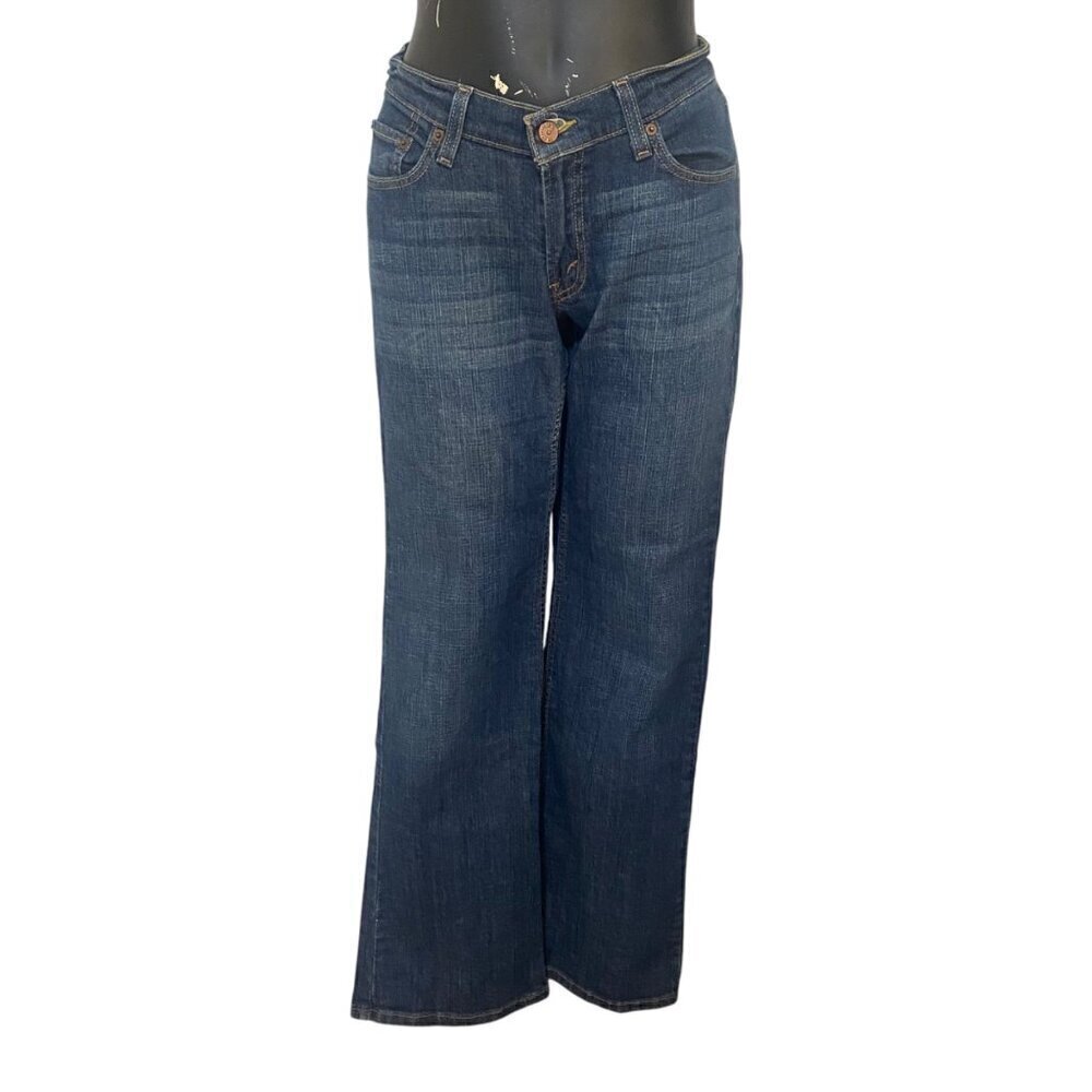 Levi’s 528 Curvy Cut Flared Denim Jeans in Blue Size 11